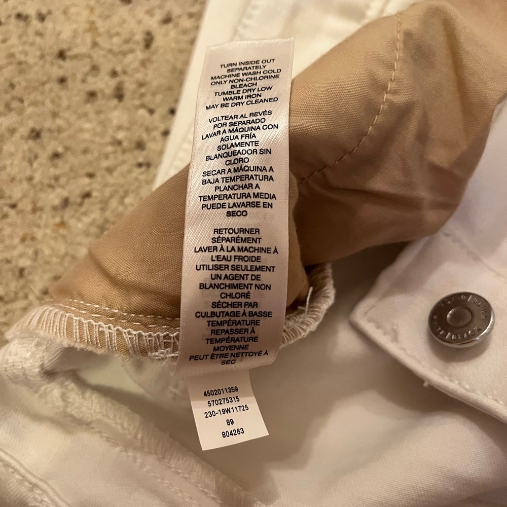 White House Black Market White Slim Stretch Jean/Rolled Crop Size 6 - Picture 12 of 12